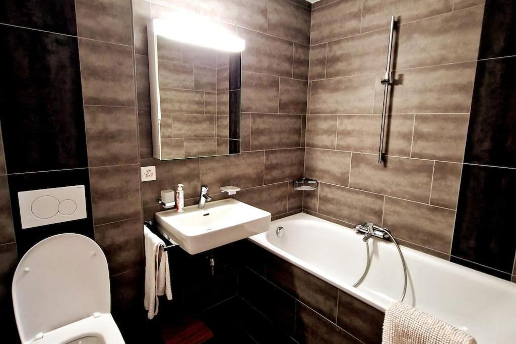Superbe Appartement Champex-Lac Avec Piscine Et Sauna Exterior foto